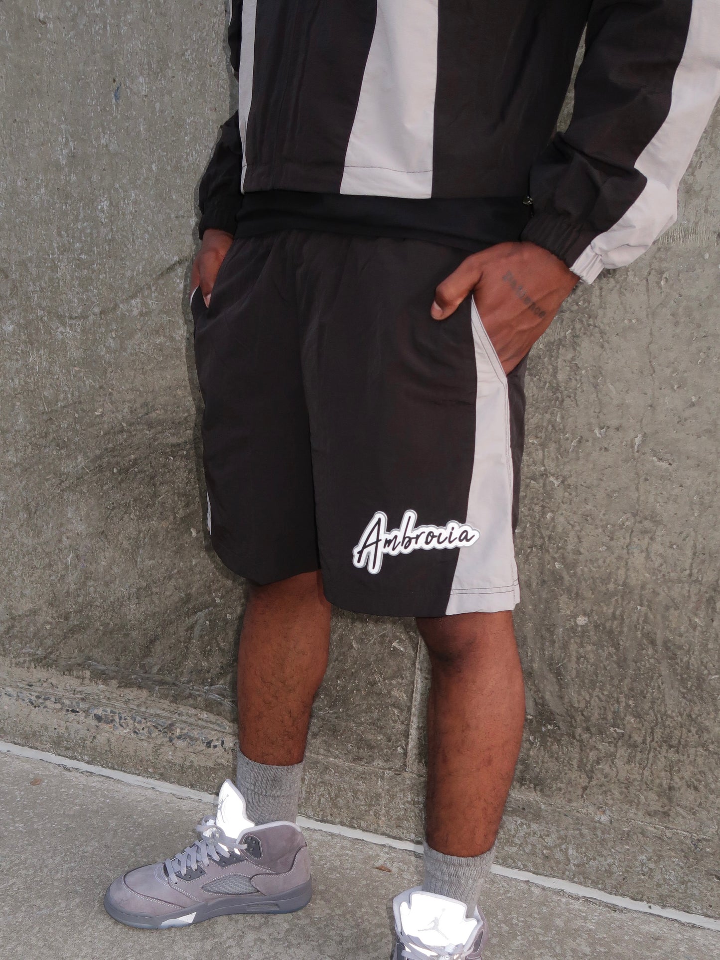 SHADOW WINDBREAKER SHORTS