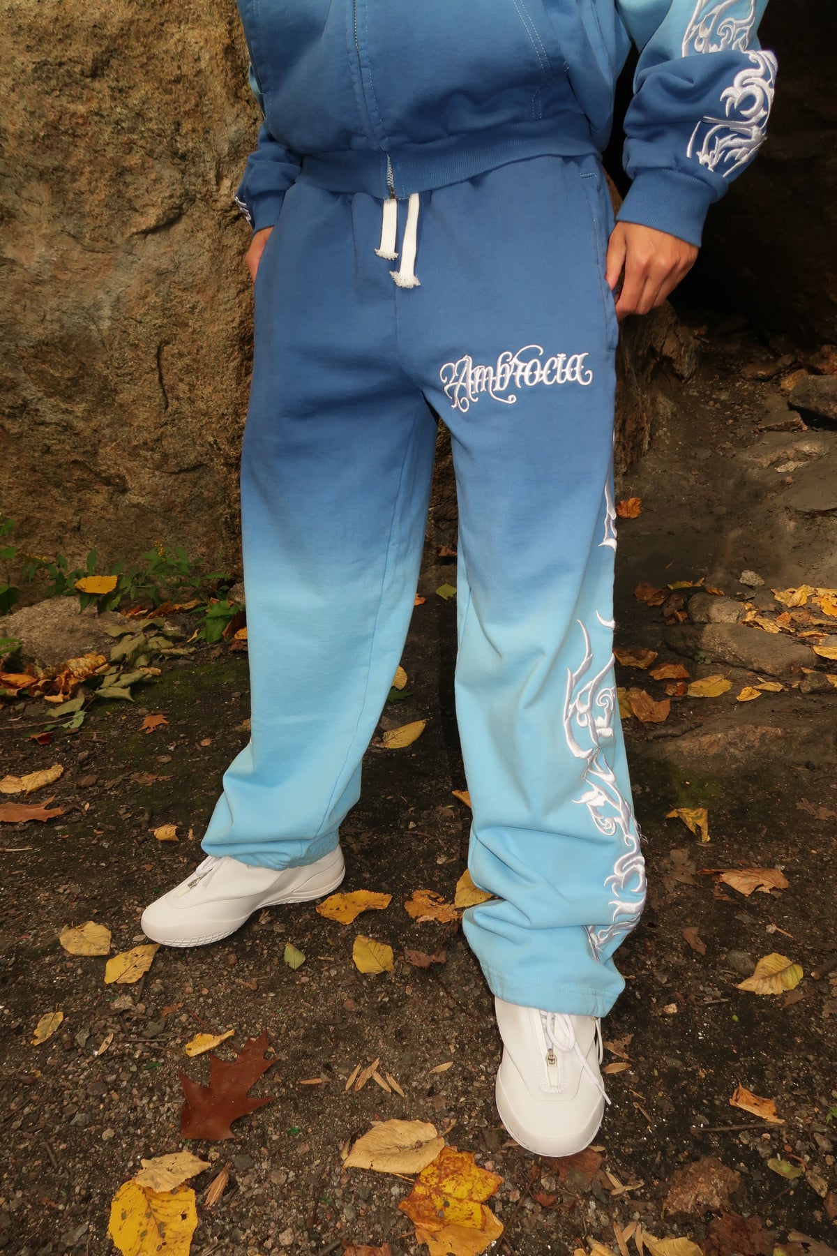 DIVINE GRADIENT SWEATPANTS