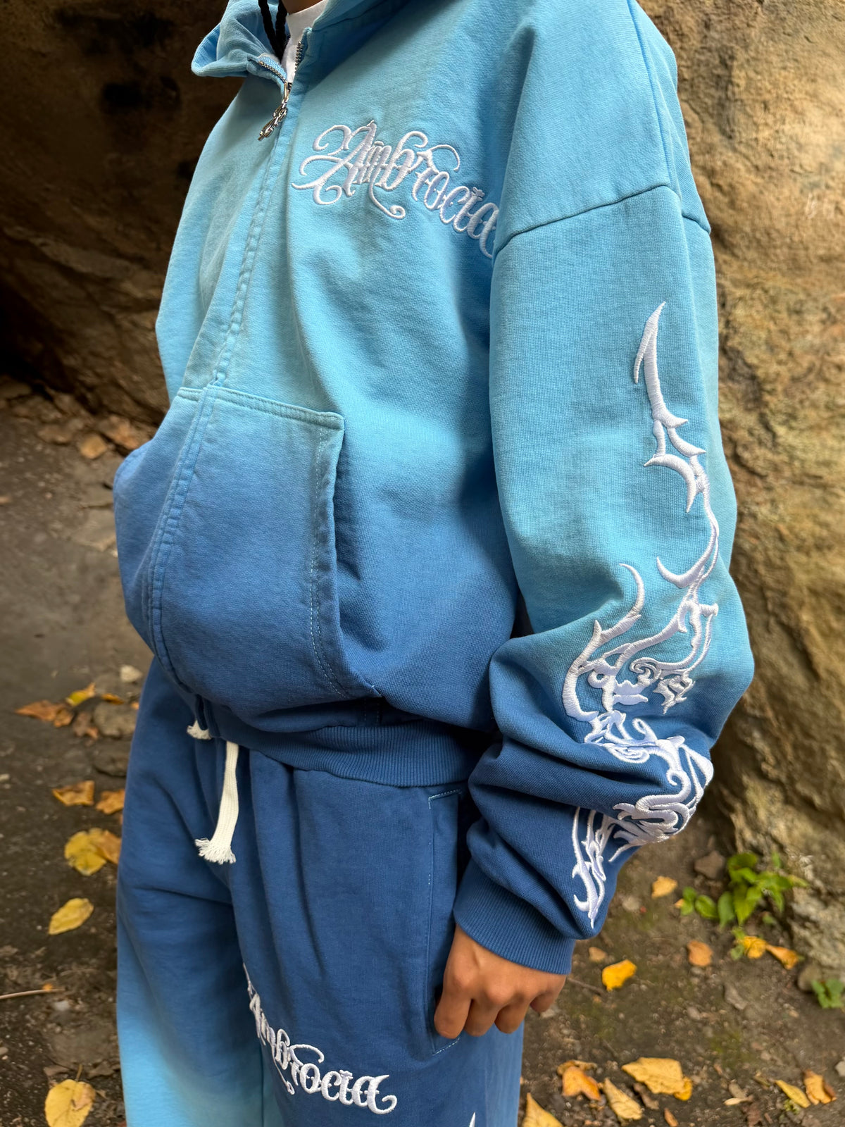DIVINE GRADIENT ZIP-UP