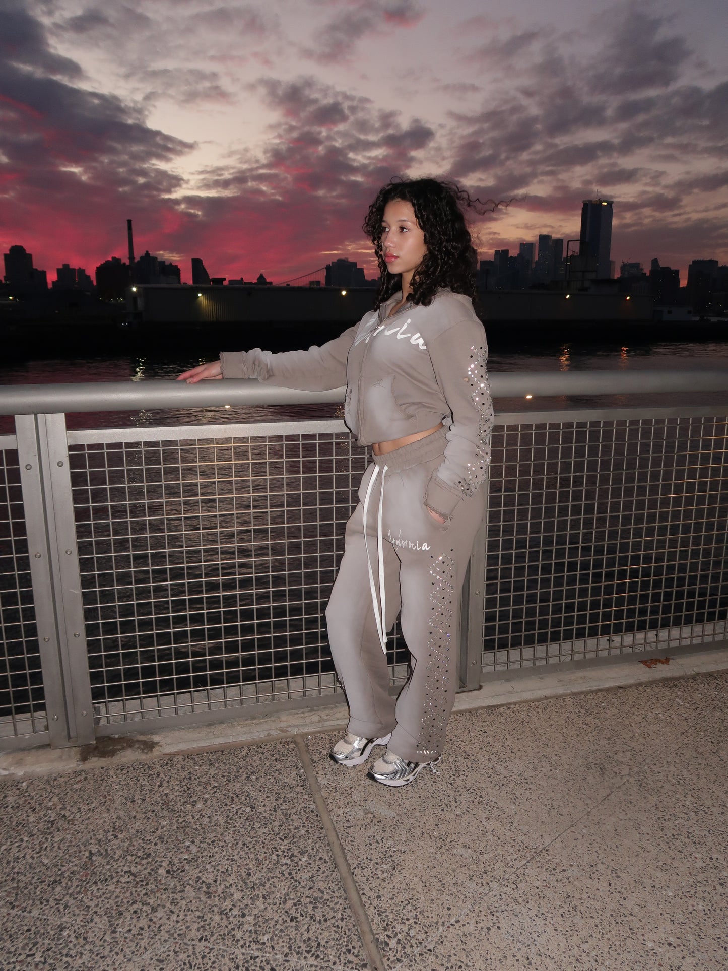 "GREY RADIANT " SWEATSUIT