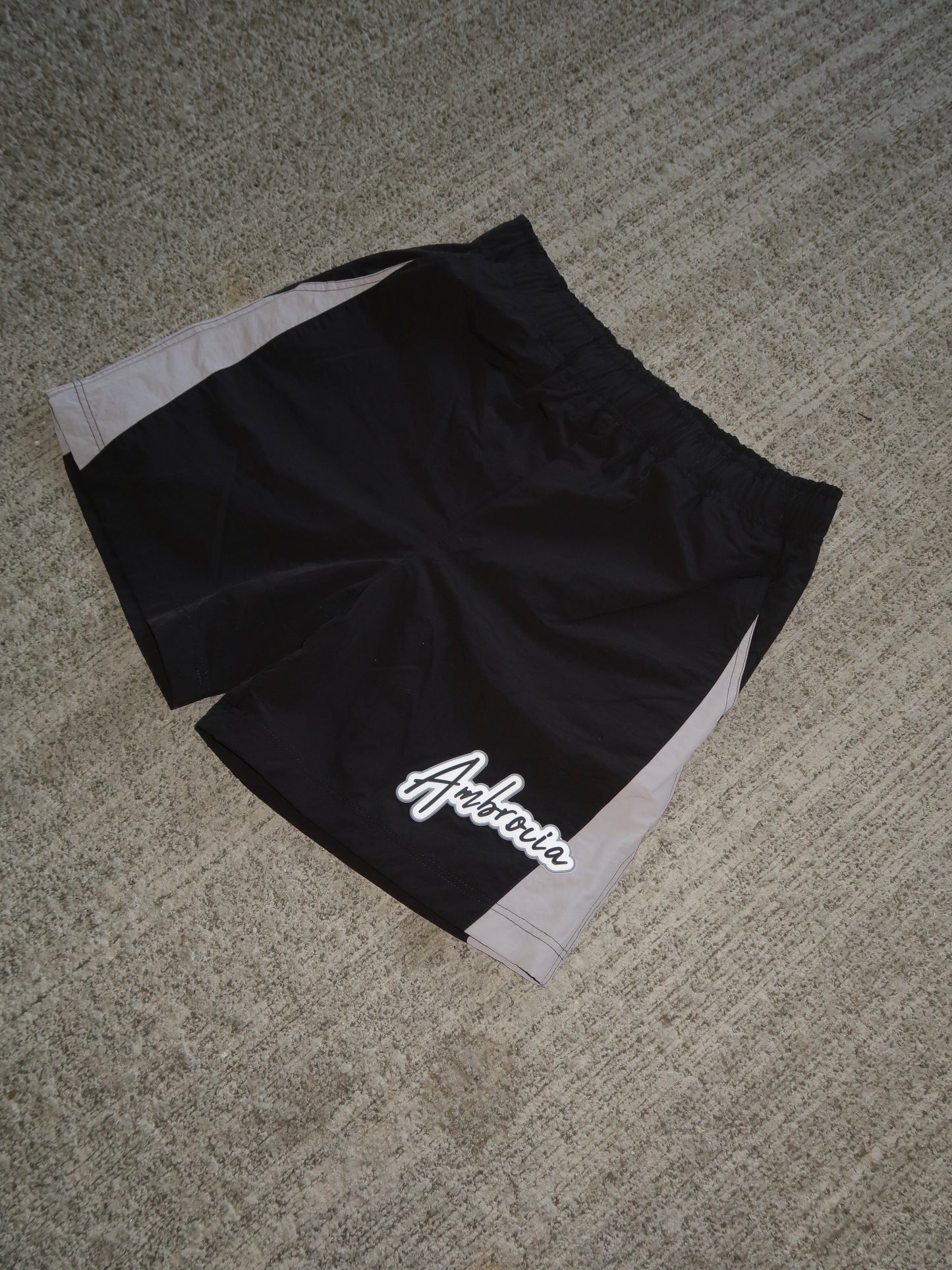 SHADOW WINDBREAKER SHORTS