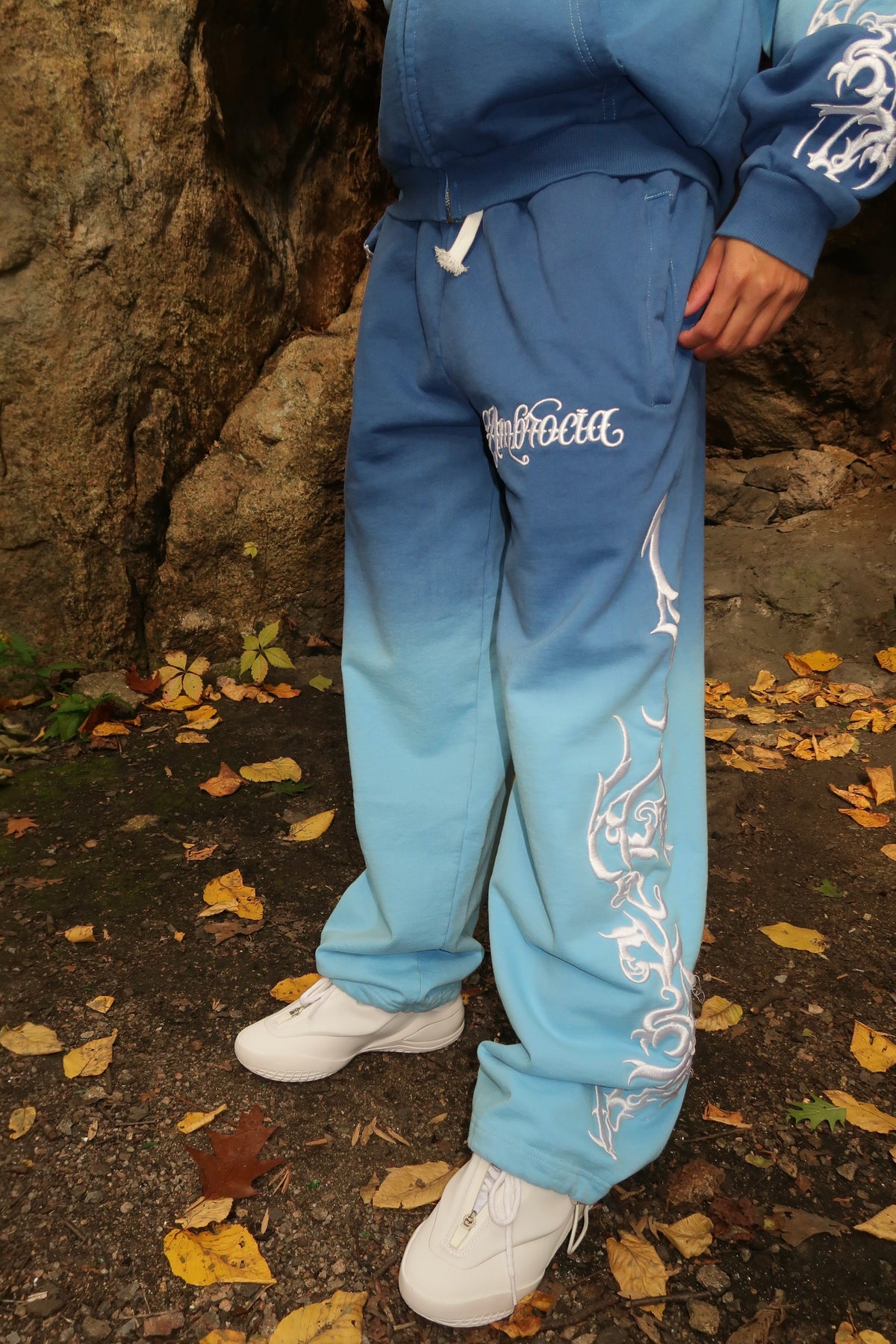 DIVINE GRADIENT SWEATPANTS