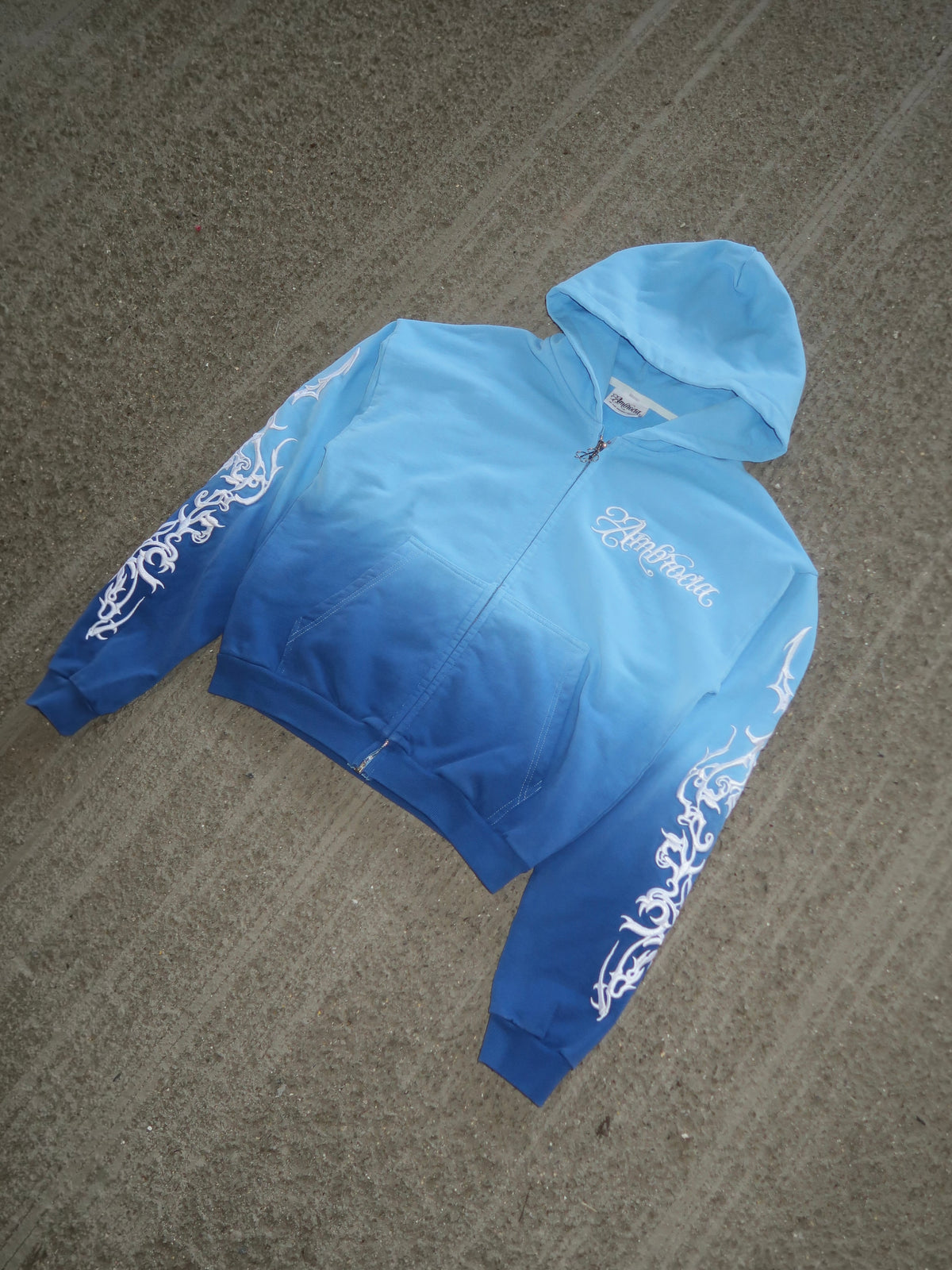 DIVINE GRADIENT ZIP-UP
