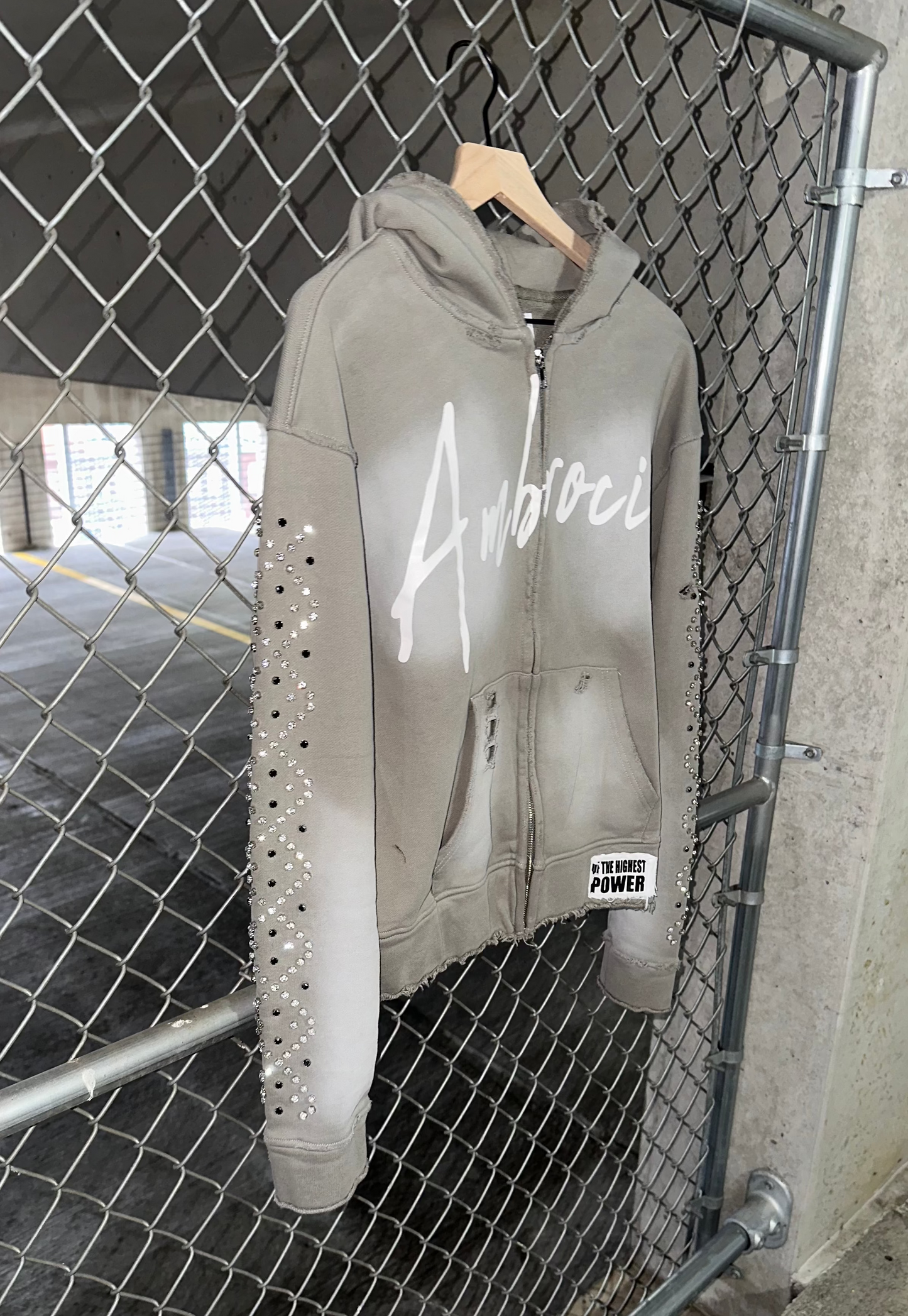 "GREY RADIANT" ZIP-UP